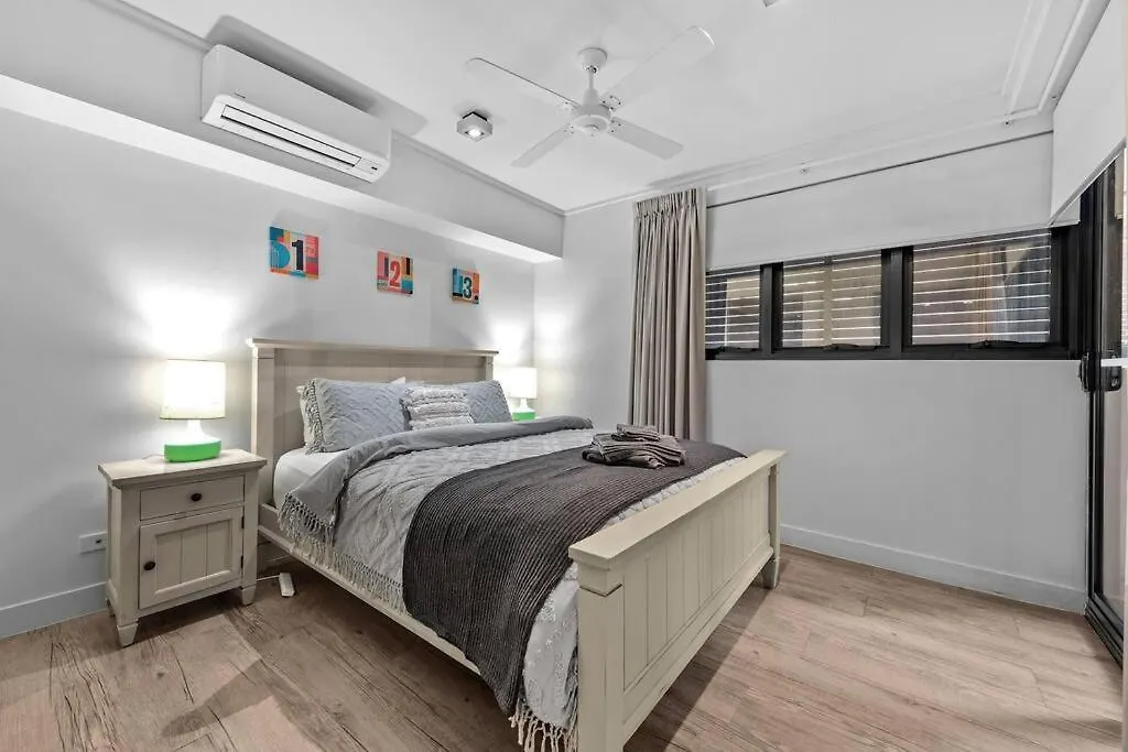 South Bank Central! ~ 2Bed, 2Bath, 1Car, 2Balcony Brisbane