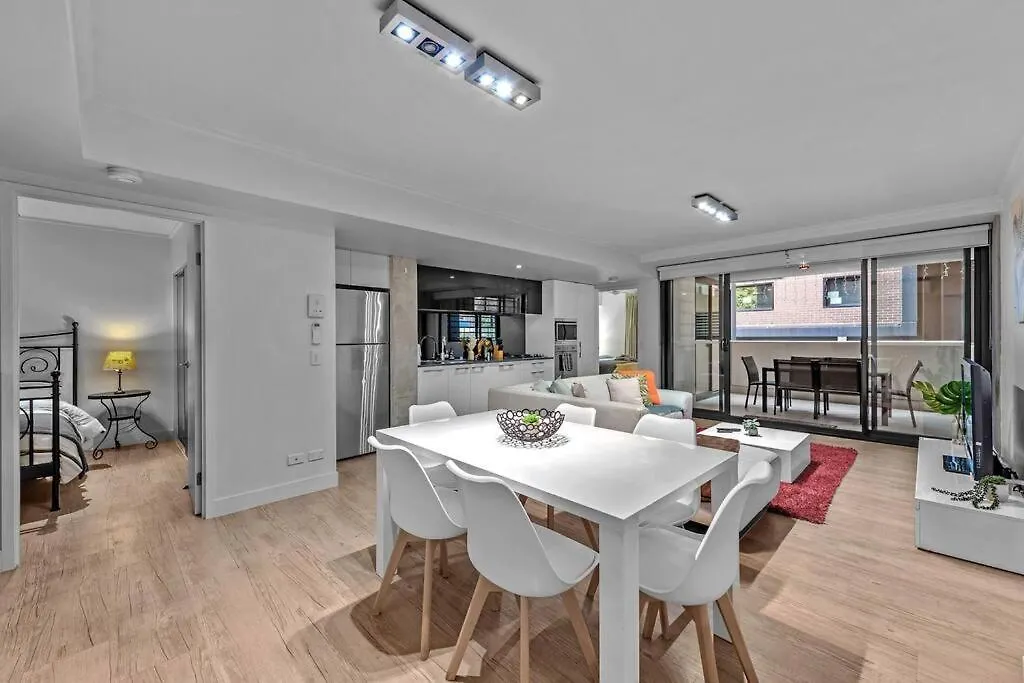 South Bank Central! ~ 2Bed, 2Bath, 1Car, 2Balcony Brisbane Appartement