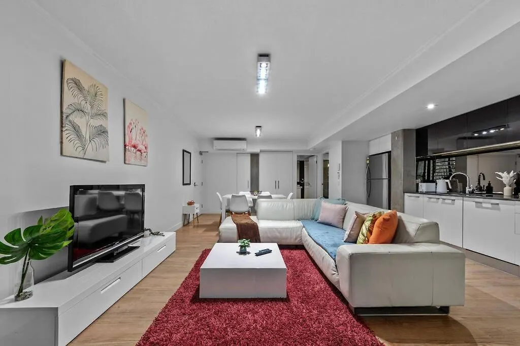 South Bank Central! ~ 2Bed, 2Bath, 1Car, 2Balcony Brisbane 0*,